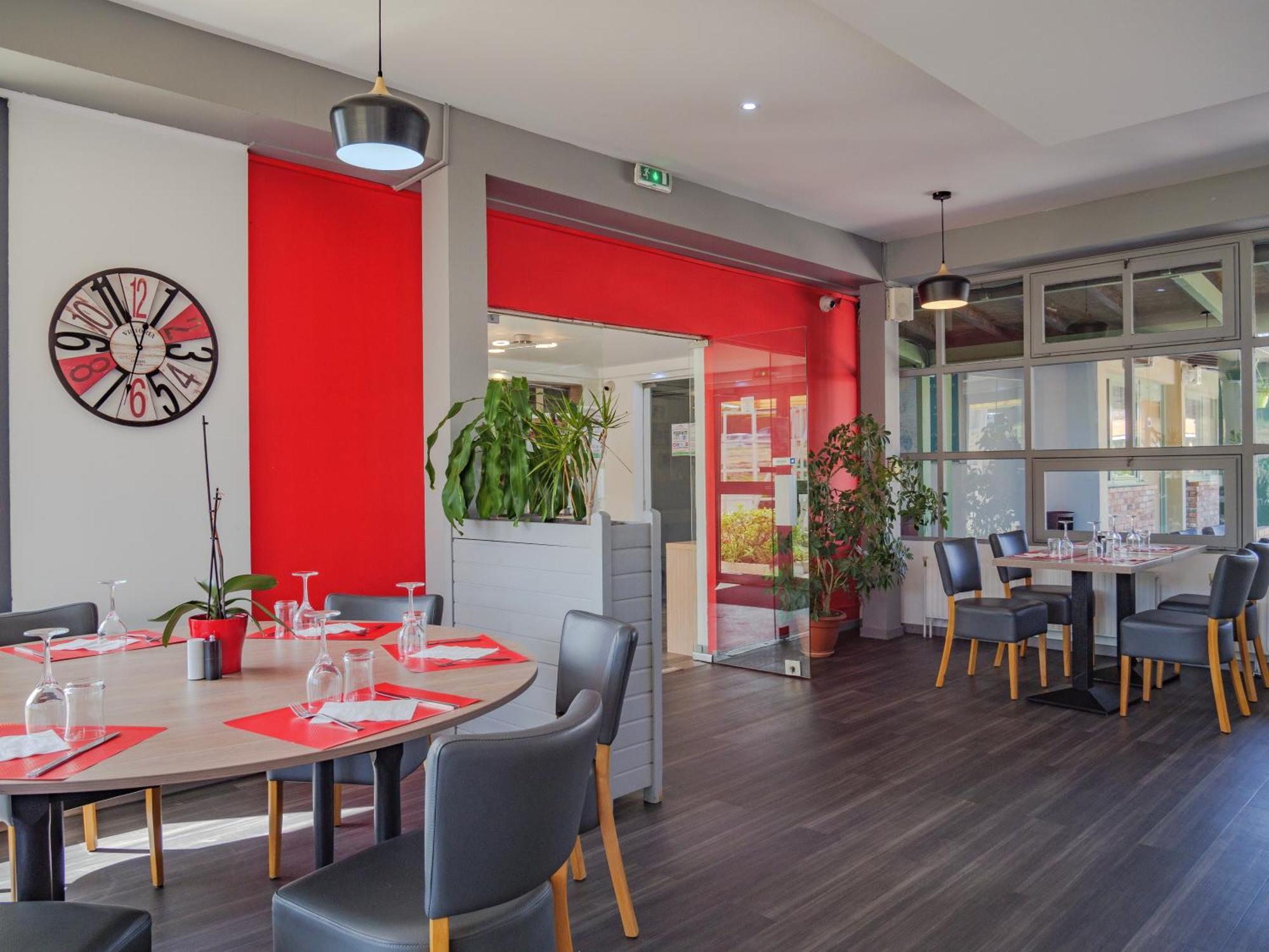 Hotel Restaurant Les Jardins D'Épône Kültér fotó