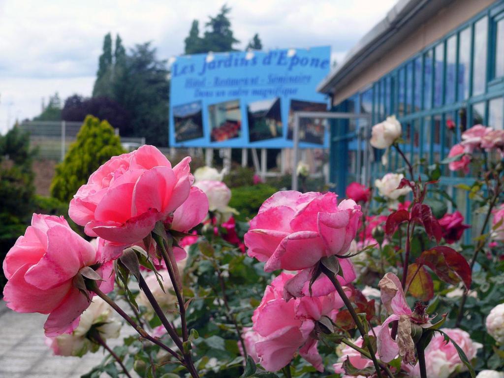 Hotel Restaurant Les Jardins D'Épône Kültér fotó