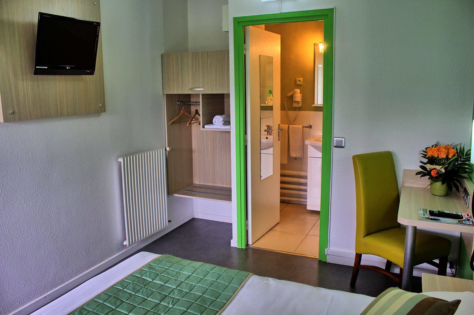 Hotel Restaurant Les Jardins D'Épône Kültér fotó